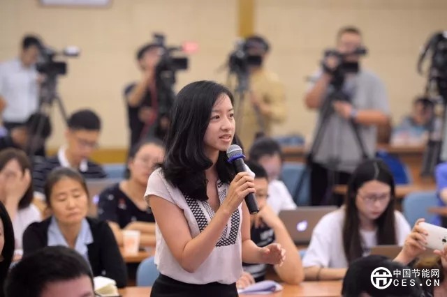 国家发展改革委举行专题华体会(中国)发布会 介绍创新和完善促进绿色发展价格机制有关情况