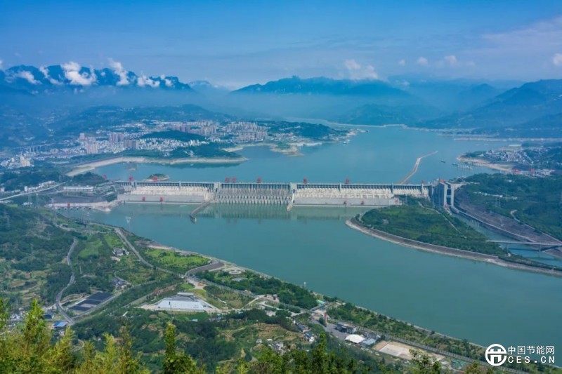 1800公里清洁能源走廊如何点“绿”成“金”